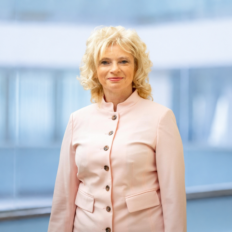 Dr. Catrin Gocksch